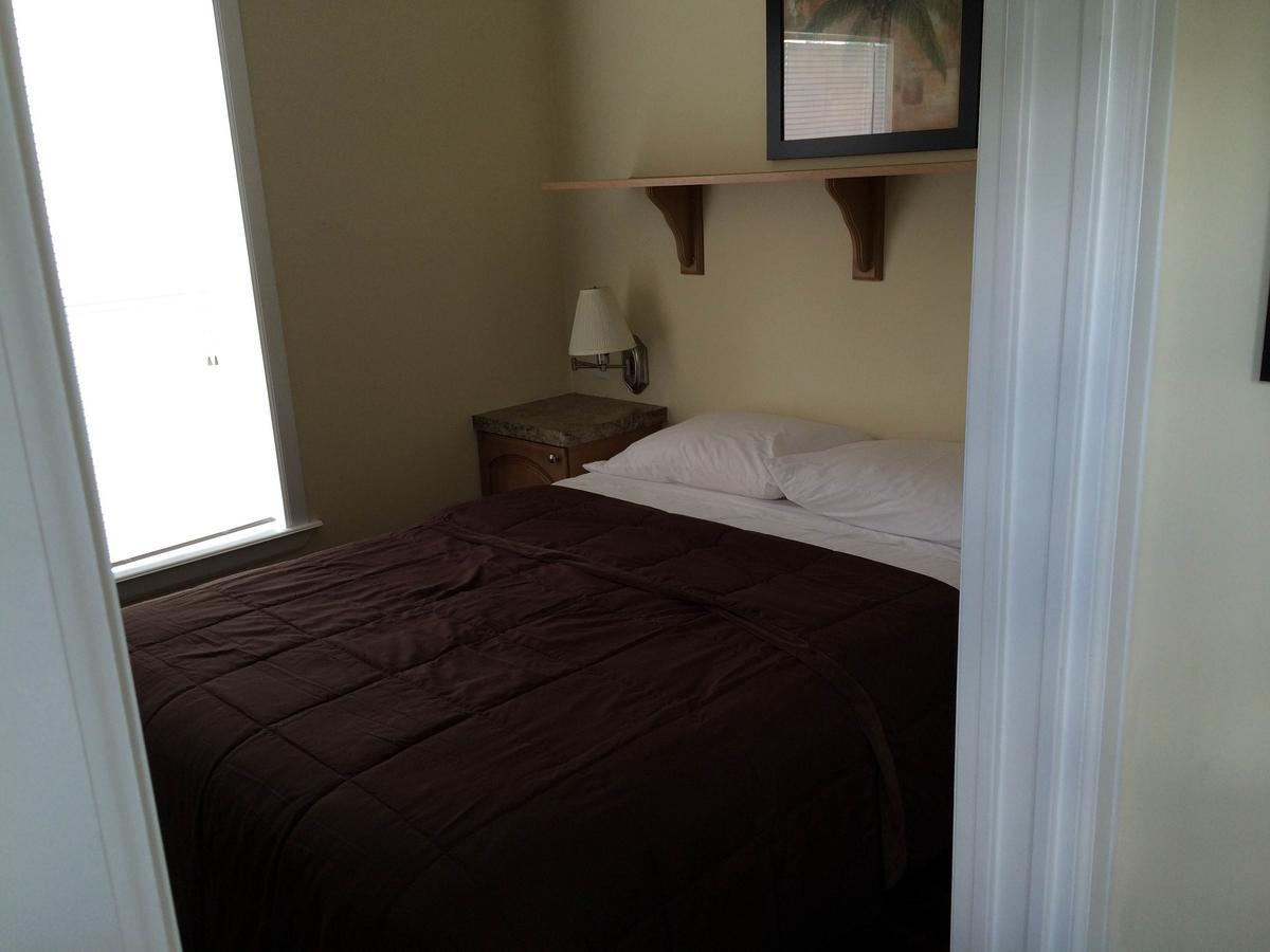 Fort Myers Beach Resort Two-Bedroom Park Model 4 Harlem Heights Εξωτερικό φωτογραφία